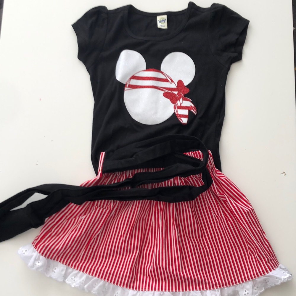 Girls Disney pirate night outfit